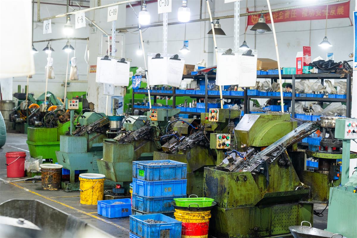 Threading 4